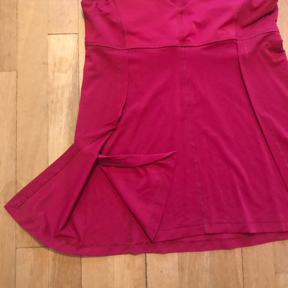 *SOLLD*8 Lululemon raspberry tank - Picture 5 of 5